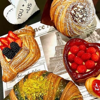 Regular Croissant